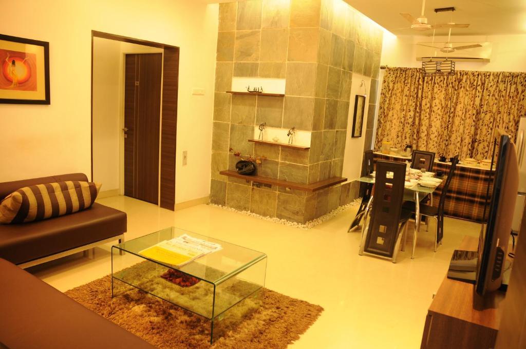 Executive Comfort Hotel Chennai Exterior photo